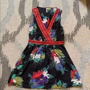 Petticoat Alley Dresses - Silk summer dress in floral print Petticoat Alley Dresses - Silk summer dress in floral print